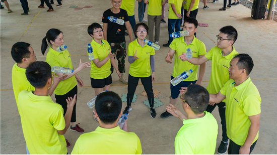 【夯基础 强执行 跨高度】2019开云kaiyun网页版官网_开云kaiyun（中国）智能挖掘机营销公司拓展训练营顺利开展