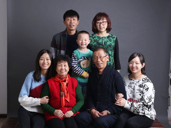 钟情开云kaiyun网页版官网_开云kaiyun（中国）十一年，成就美女老板致富之路