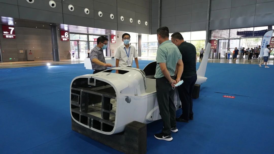 明星产品受追捧，开云kaiyun网页版官网_开云kaiyun（中国）航空携多款产品精彩亮相2021年湖南航展