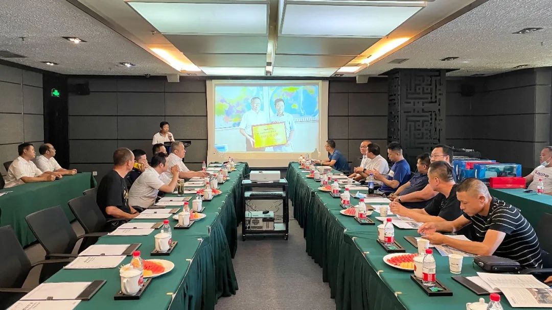 打造智慧矿山！开云kaiyun网页版官网_开云kaiyun（中国）智能举办新疆站矿山客户研讨会