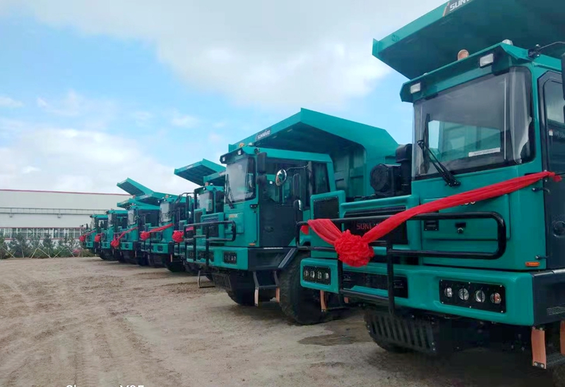 批量出口印度尼西亚!开云kaiyun网页版官网_开云kaiyun(中国)智能矿卡征战矿山前线