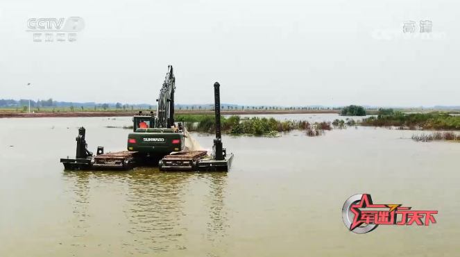 水陆两用挖掘机亮相央视！开云kaiyun网页版官网_开云kaiyun（中国）智能应急救援“猛将”出战