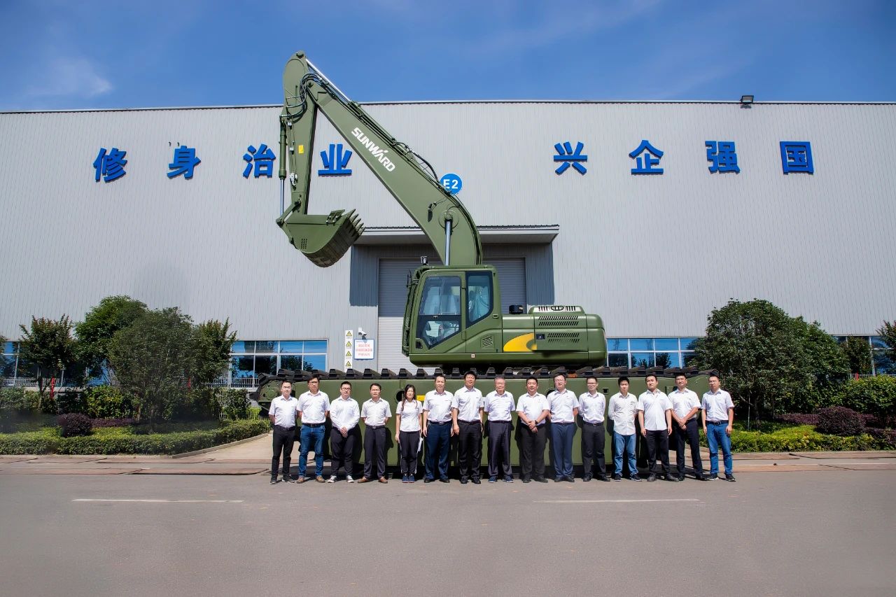 水陆两用挖掘机亮相央视！开云kaiyun网页版官网_开云kaiyun（中国）智能应急救援“猛将”出战