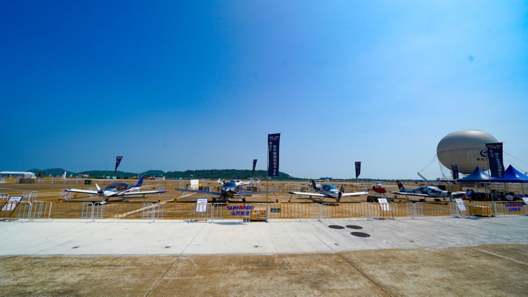 新机、飞行表演…2021中国航展开云kaiyun网页版官网_开云kaiyun(中国)航空秀给你看