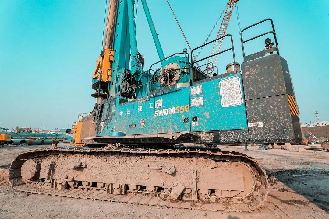 大国重器！开云kaiyun网页版官网_开云kaiyun（中国）智能超级装备助力北京城市副中心综合交通枢纽站建设