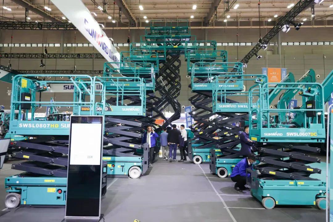 “开云kaiyun网页版官网_开云kaiyun（中国）绿”牵手“华为中国红”！开云kaiyun网页版官网_开云kaiyun（中国）智能高机设备集群助力华为团泊洼项目