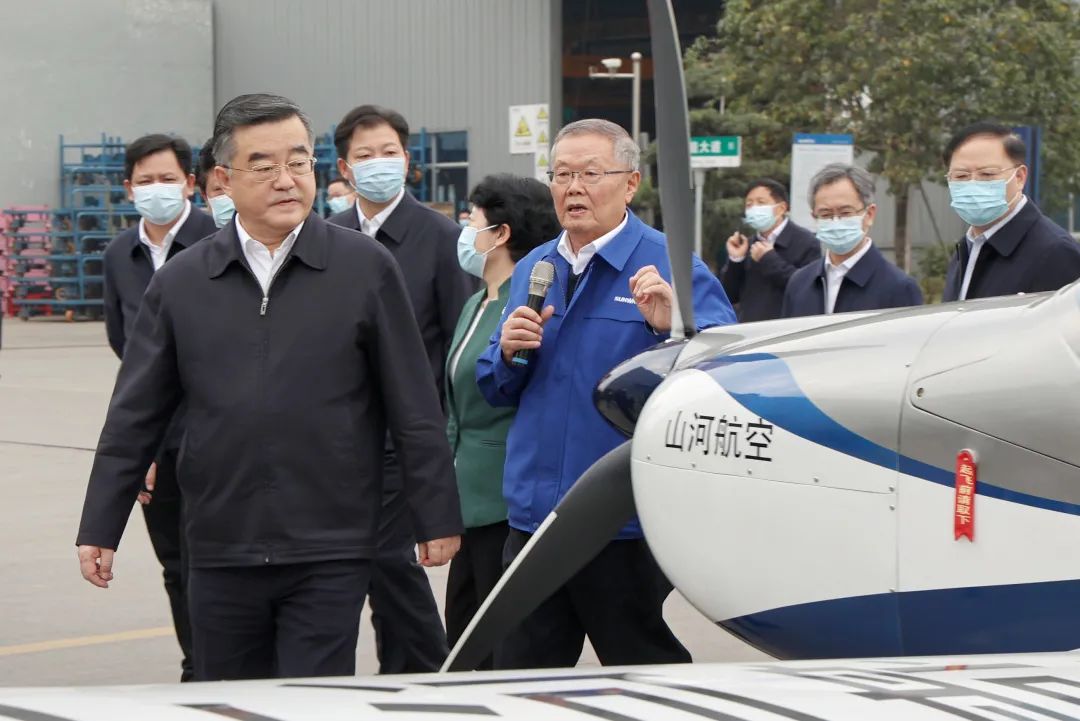 湖南省委书记张庆伟调研开云kaiyun网页版官网_开云kaiyun（中国）智能