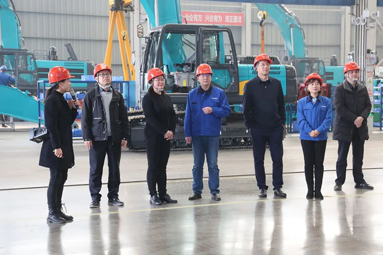 中国上市公司协会党委委员、副秘书长刘翠兰一行调研开云kaiyun网页版官网_开云kaiyun（中国）智能