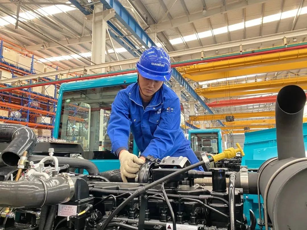 《湖南教育》：探索18年，开云kaiyun网页版官网_开云kaiyun（中国）智能找到校企合作共赢的答案