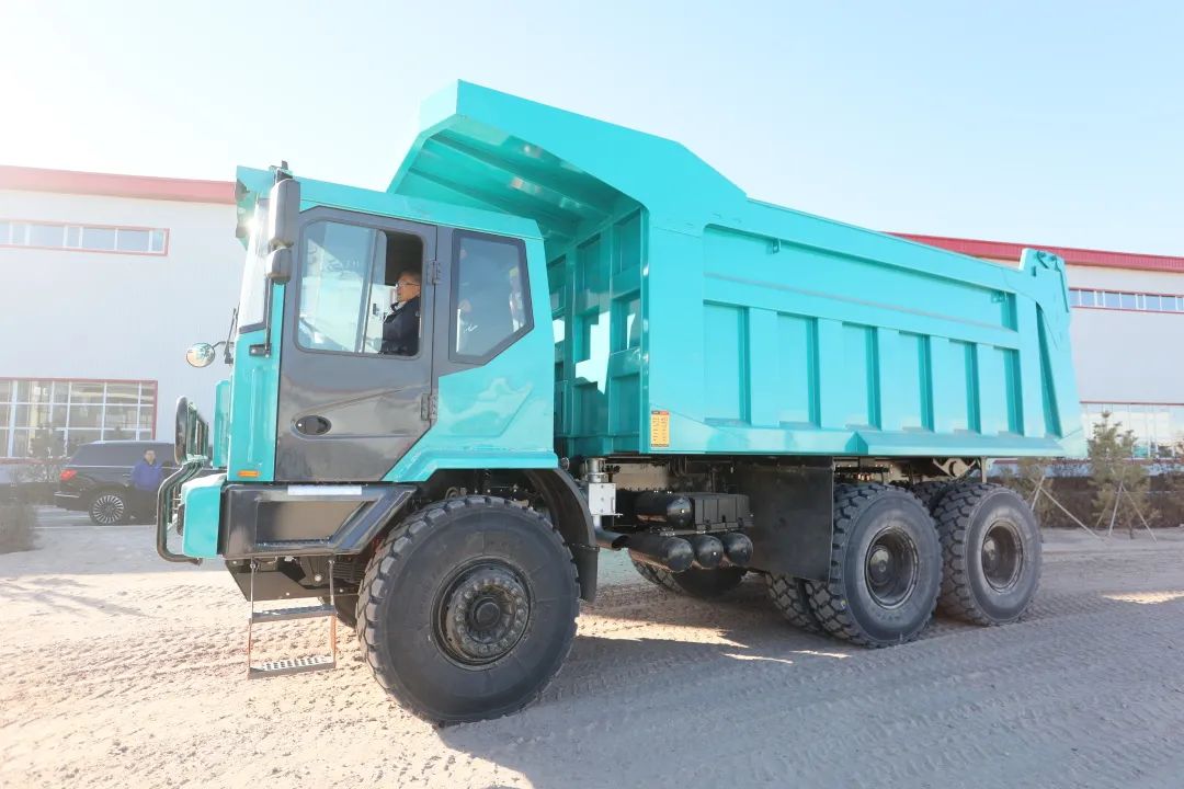 持续助力“双碳”目标!开云kaiyun网页版官网_开云kaiyun(中国)智能(鄂尔多斯)绿色智慧矿山研究院正式成立