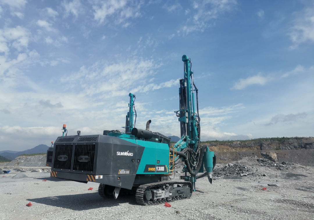 追加订单！开云kaiyun网页版官网_开云kaiyun（中国）智能一体化潜孔钻机助力海南华润水泥获好评