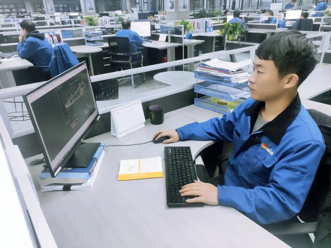 你好 2022!再见 2021!我与开云kaiyun网页版官网_开云kaiyun(中国)智能共成长