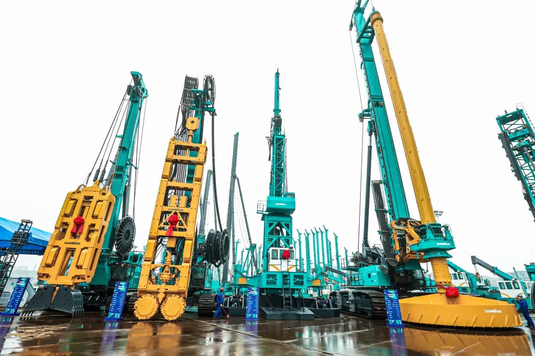 多款产品问鼎世界之最!开云kaiyun网页版官网_开云kaiyun(中国)智能地下工程装备全球发布会成功举行