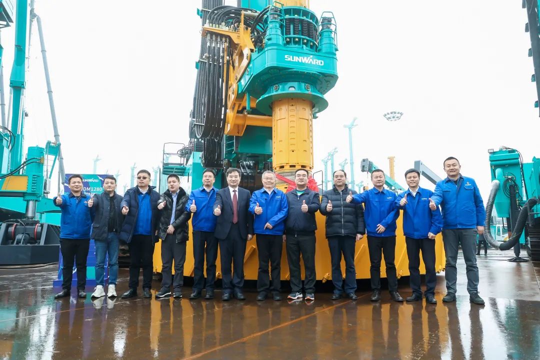 多款产品问鼎世界之最!开云kaiyun网页版官网_开云kaiyun(中国)智能地下工程装备全球发布会成功举行