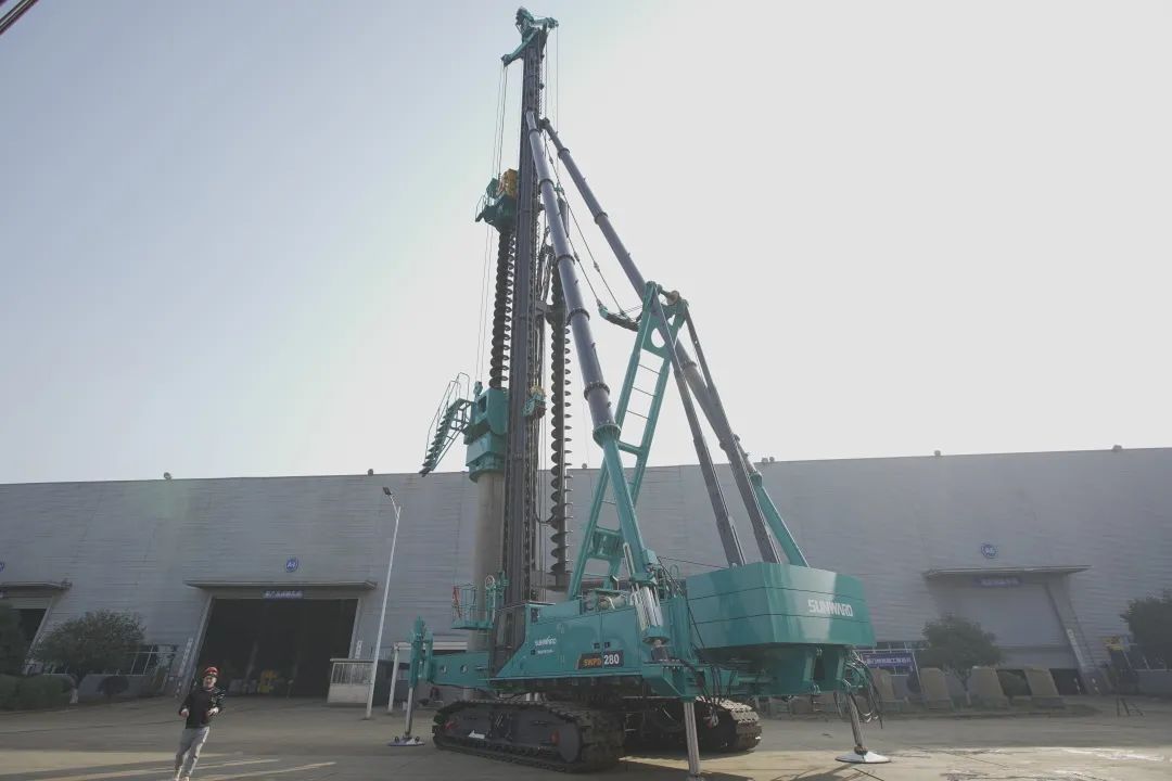 植桩奇兵！开云kaiyun网页版官网_开云kaiyun（中国）智能开启大直径预制桩施工全新探索实践