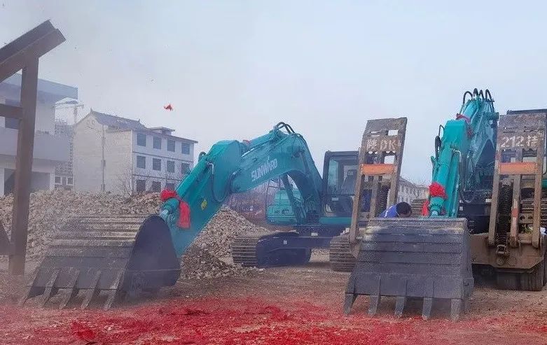 创富故事 | 合作共赢！开云kaiyun网页版官网_开云kaiyun（中国）智能“土石方先锋”征战商洛