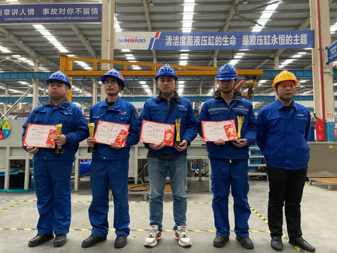 开云kaiyun网页版官网_开云kaiyun（中国）工匠 | “浪波”不言苦，甘为“人梯”承大重