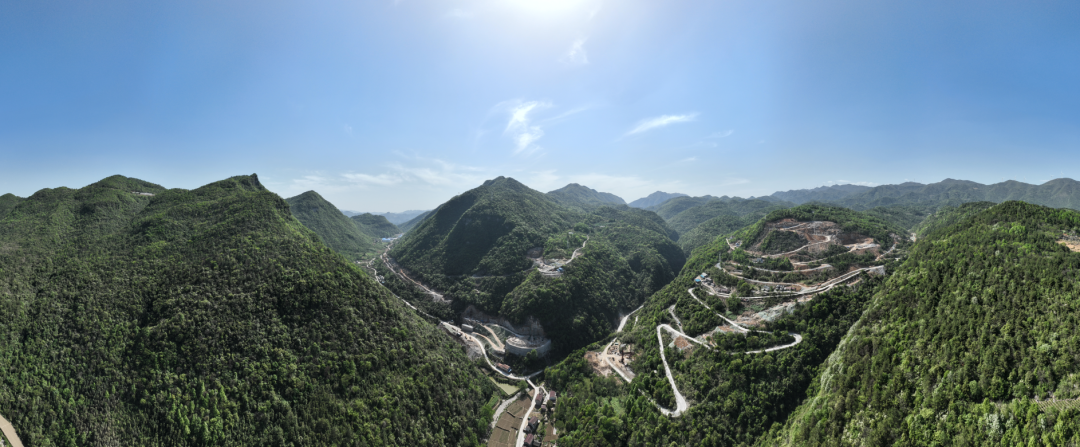 展现施工“奇效”！开云kaiyun网页版官网_开云kaiyun（中国）智能旋挖钻机强势助力炉慈高速公路建设