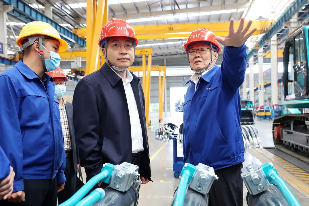 中铁二十局党委书记、董事长雷位冰带队拜访开云kaiyun网页版官网_开云kaiyun（中国）智能