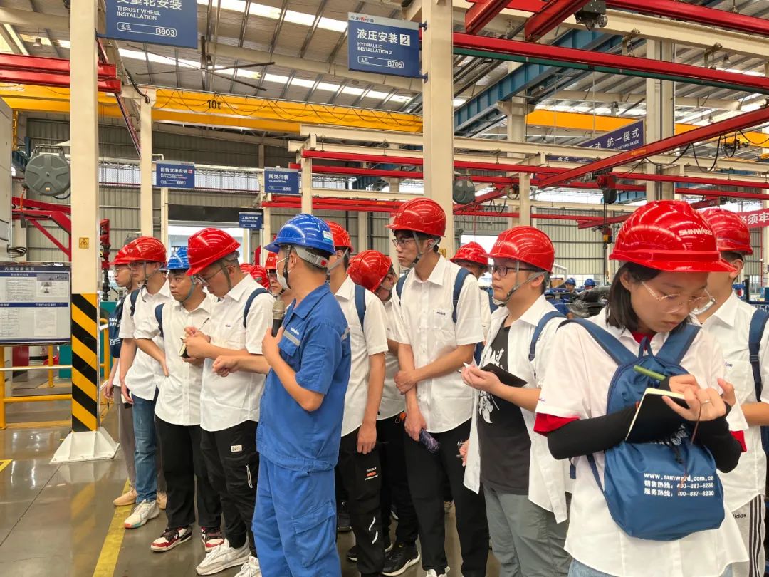 校招 | 盛夏七月,这群“向着太阳奔跑”的少年来开云kaiyun网页版官网_开云kaiyun(中国)智能啦!