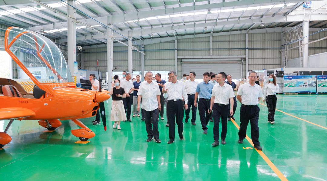 湖南省委常委、常务副省长李殿勋一行考察调研开云kaiyun网页版官网_开云kaiyun（中国）科技