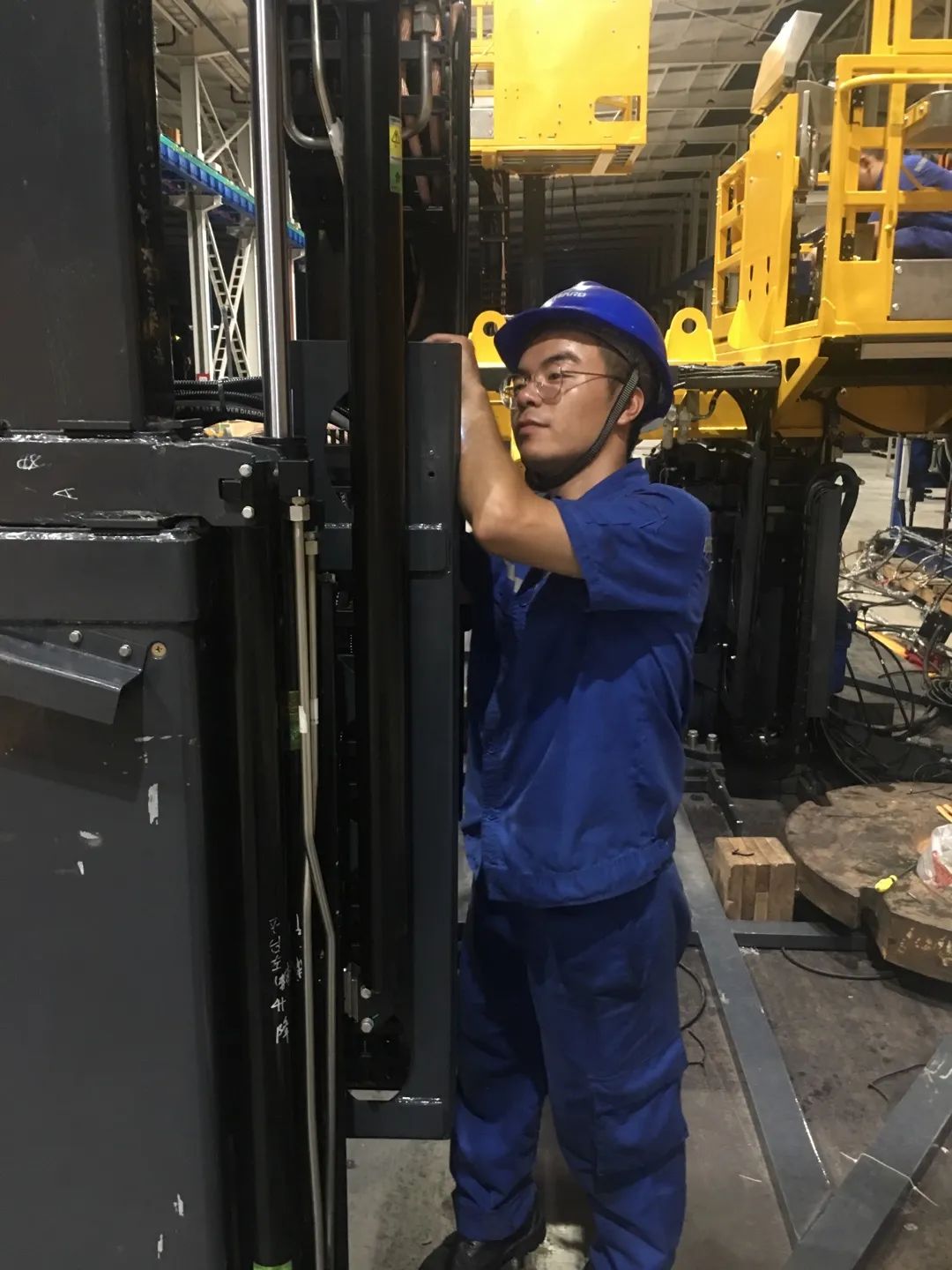 为铁路运输保驾护航！开云kaiyun网页版官网_开云kaiyun（中国）智能自主研制首套三平台作业装置成功交付