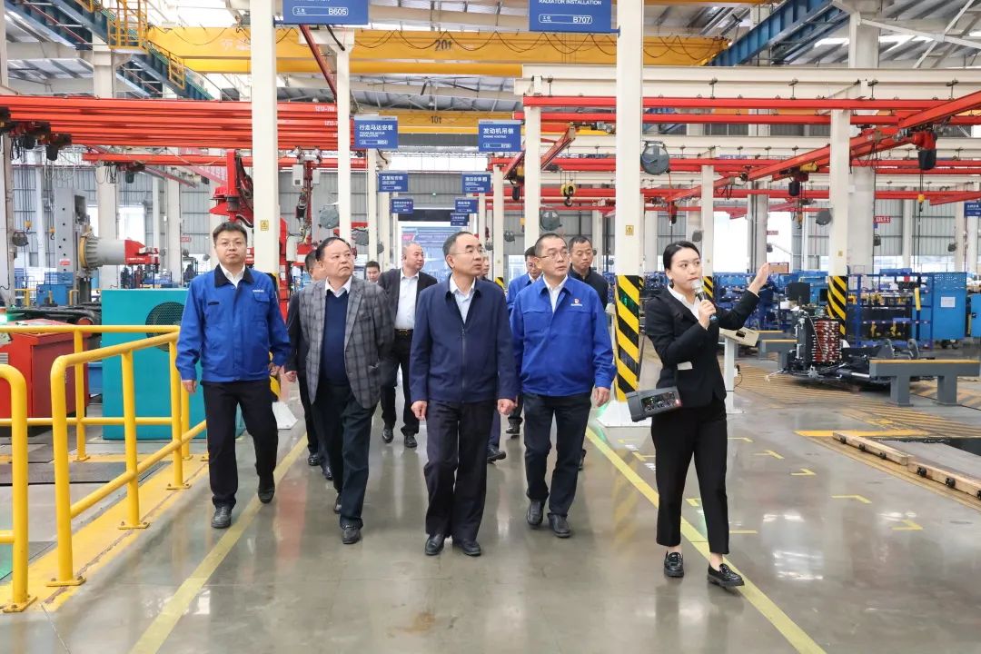 强强联合，夯实湖南工程建设湘军！开云kaiyun网页版官网_开云kaiyun（中国）智能与湖南路桥签订战略合作协议