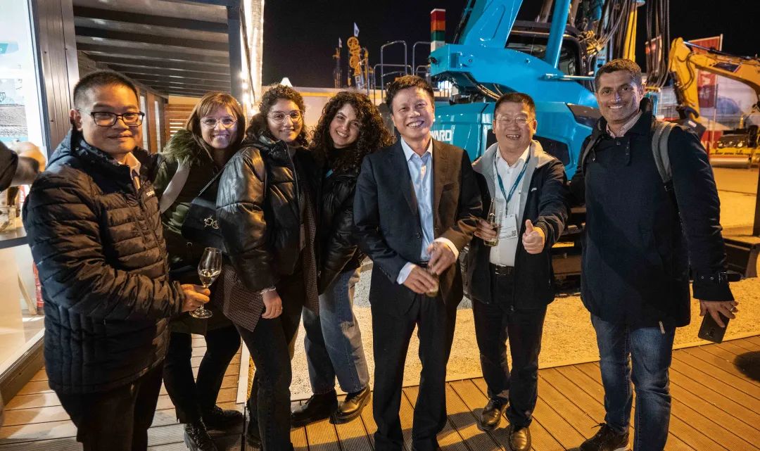 Bauma 2022 | 一组火热现场图带您重温开云kaiyun网页版官网_开云kaiyun（中国）智能德国宝马展之旅