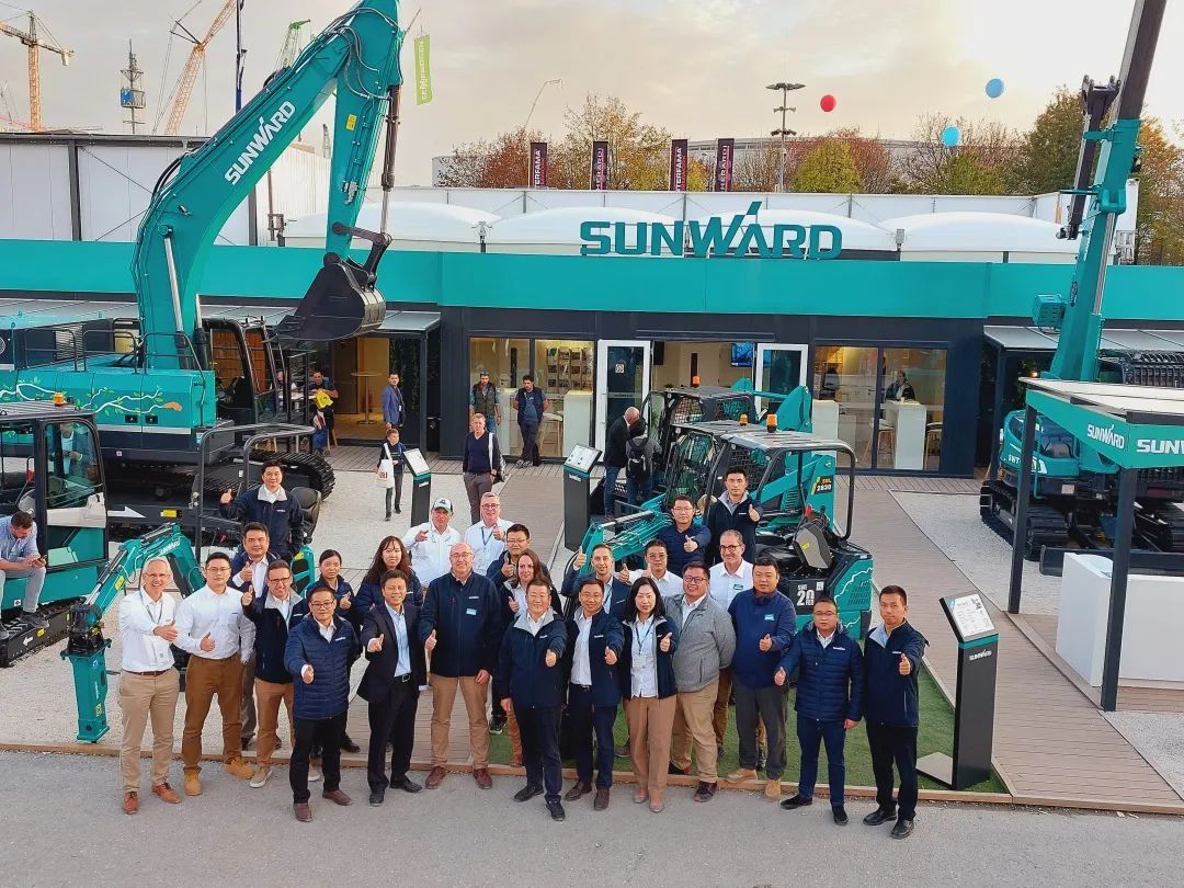 Bauma 2022 | 一组火热现场图带您重温开云kaiyun网页版官网_开云kaiyun（中国）智能德国宝马展之旅