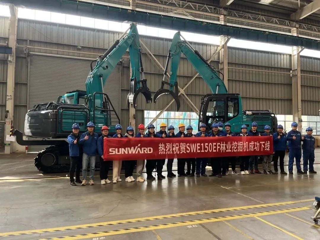 翻山越岭，称霸“武林”！开云kaiyun网页版官网_开云kaiyun（中国）智能首款中型林业挖掘机成功下线