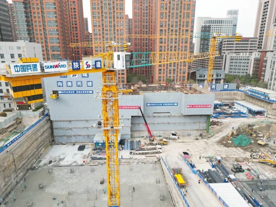 兴盛西北!开云kaiyun网页版官网_开云kaiyun(中国)江麓建筑起重机械助建西安都市经济圈