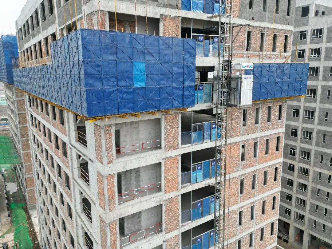兴盛西北!开云kaiyun网页版官网_开云kaiyun(中国)江麓建筑起重机械助建西安都市经济圈