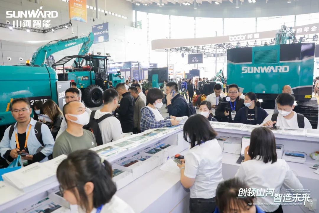 2023 CICEE | 开云kaiyun网页版官网_开云kaiyun(中国)智能亮相2023长沙国际工程机械展!智能化、电动化产品站C位
