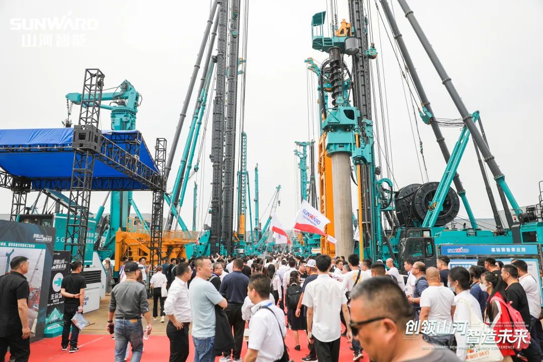 实力出圈！开云kaiyun网页版官网_开云kaiyun（中国）智能地下工程装备“大阅兵”来了