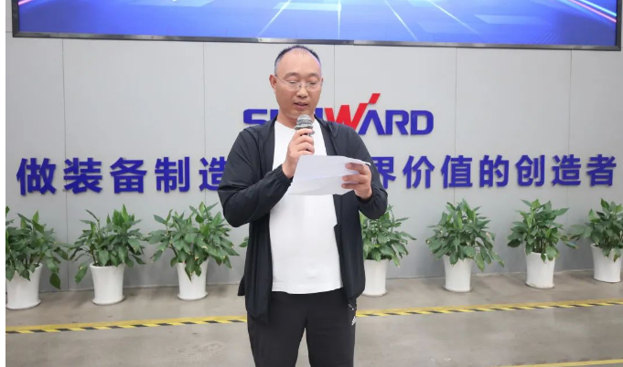 助力“双碳”、绿动未来!开云kaiyun网页版官网_开云kaiyun(中国)智能增程式电动旋挖钻机、液压混合动力旋挖钻机齐交付