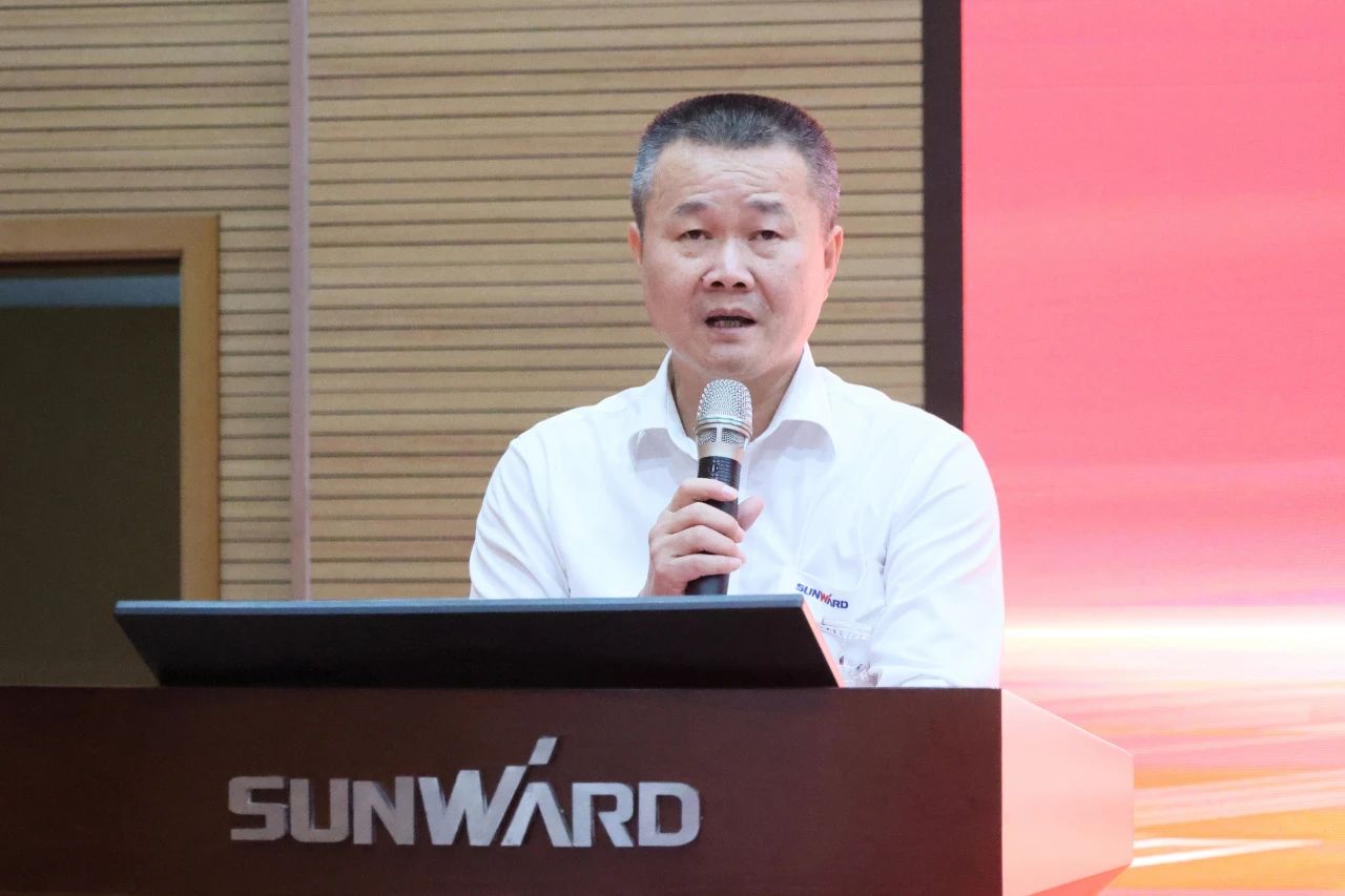 强信心 聚合力 共建美好家园——庆祝开云kaiyun网页版官网_开云kaiyun（中国）智能成立24周年表彰大会隆重召开