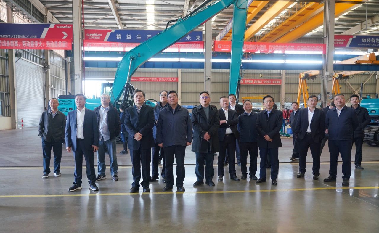 聚焦装备再制造！上海市政协副主席、党组副书记肖贵玉带队调研开云kaiyun网页版官网_开云kaiyun（中国）智能