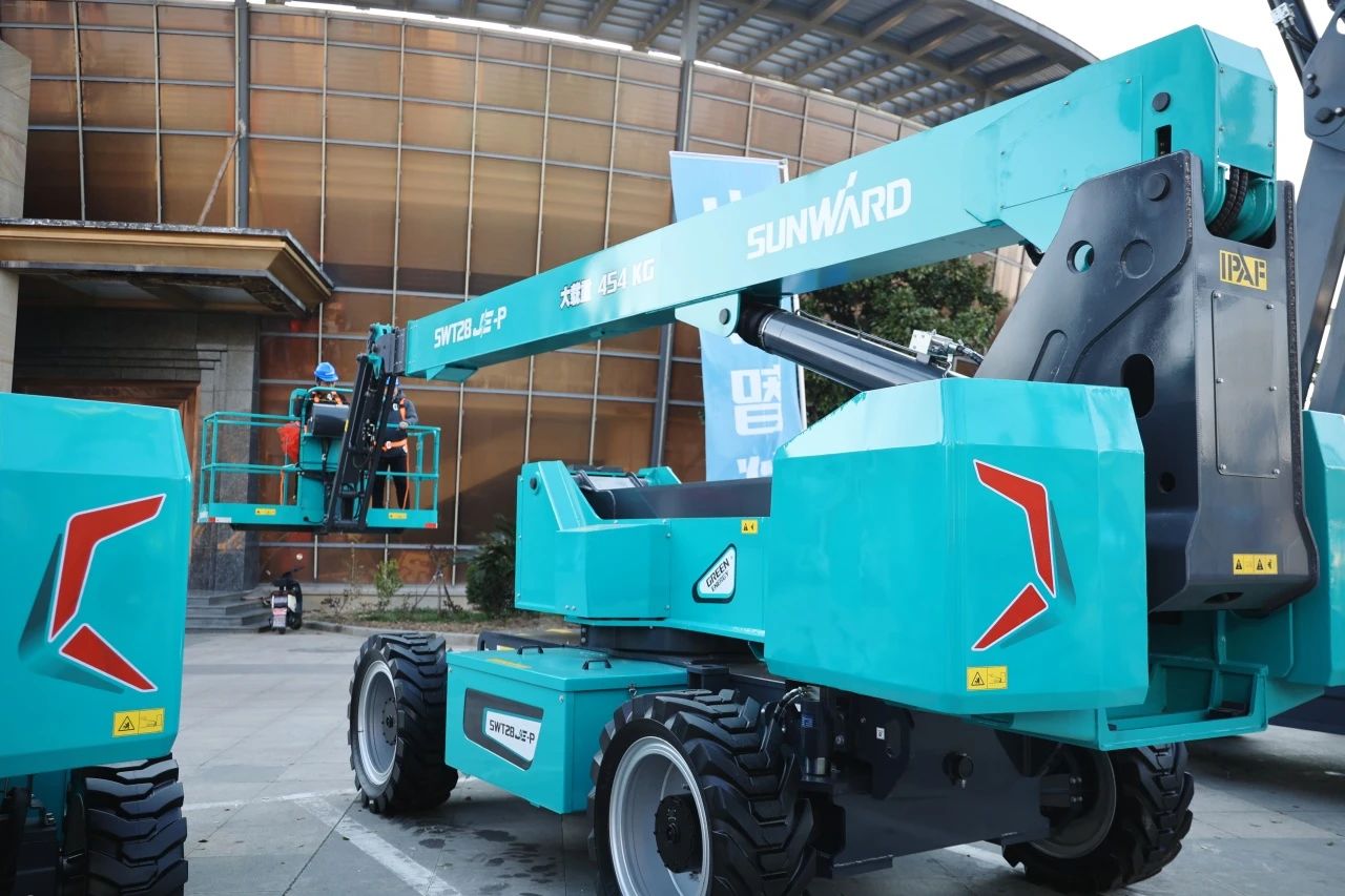 登“高”向“新”，开云kaiyun网页版官网_开云kaiyun（中国）智能亮相第九届全国高空作业平台租赁大会