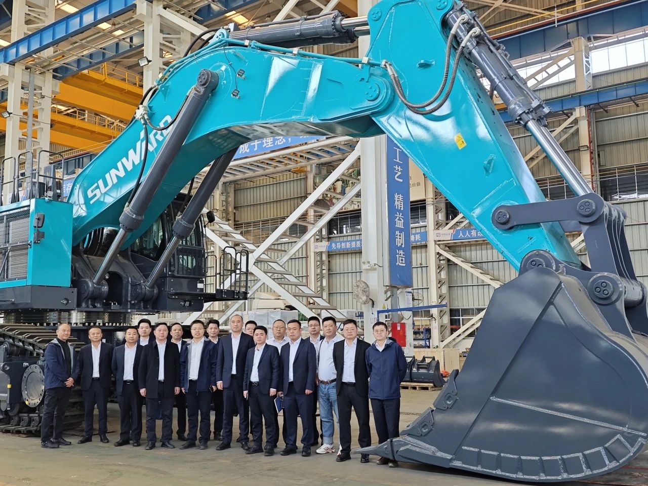 强强联手！开云kaiyun网页版官网_开云kaiyun（中国）智能与湖南楚湘建工集团达成共建矿山生产建设创新联合体共识