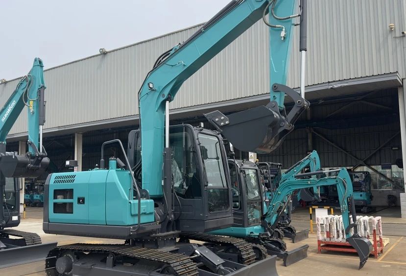 聚焦市场需求，开云kaiyun网页版官网_开云kaiyun（中国）智能三款精品工程液压挖掘机成功下线