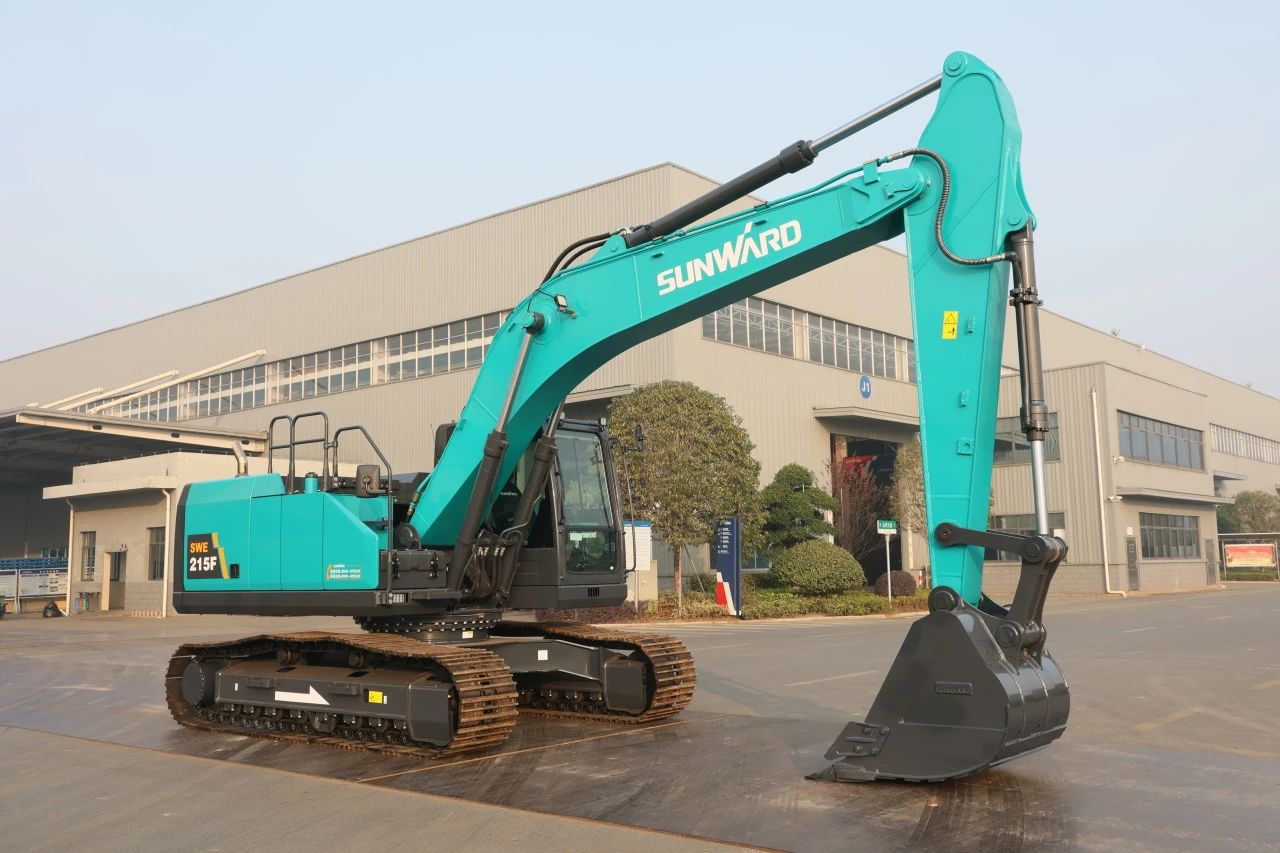 聚焦市场需求，开云kaiyun网页版官网_开云kaiyun（中国）智能三款精品工程液压挖掘机成功下线