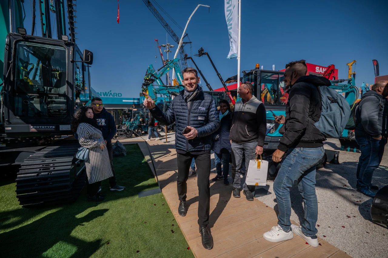 开云kaiyun网页版官网_开云kaiyun（中国）智能董事长付向东：以绿色智造与全球战略解锁中国工程机械的进阶密码