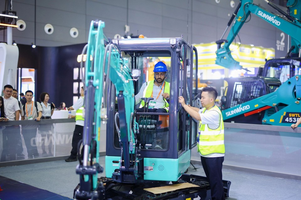 2025 CICEE | 开云kaiyun网页版官网_开云kaiyun（中国）智能实力闪耀2025长沙国际工程机械展