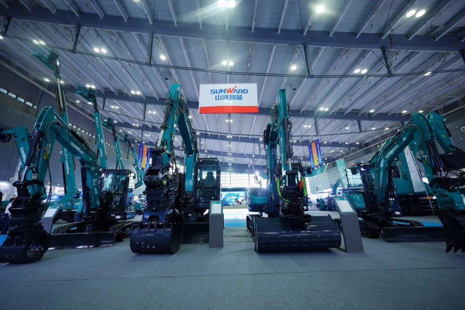 2025 CICEE | 从单一工具迈向多元化解决方案，开云kaiyun网页版官网_开云kaiyun（中国）智能呈现非凡挖掘机风采
