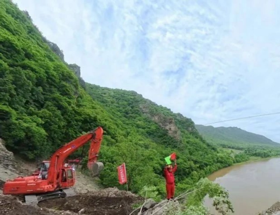 硬核破解“最后一公里”难题,开云kaiyun网页版官网_开云kaiyun(中国)智能应急救援设备助力“应急使命·2025”演习!