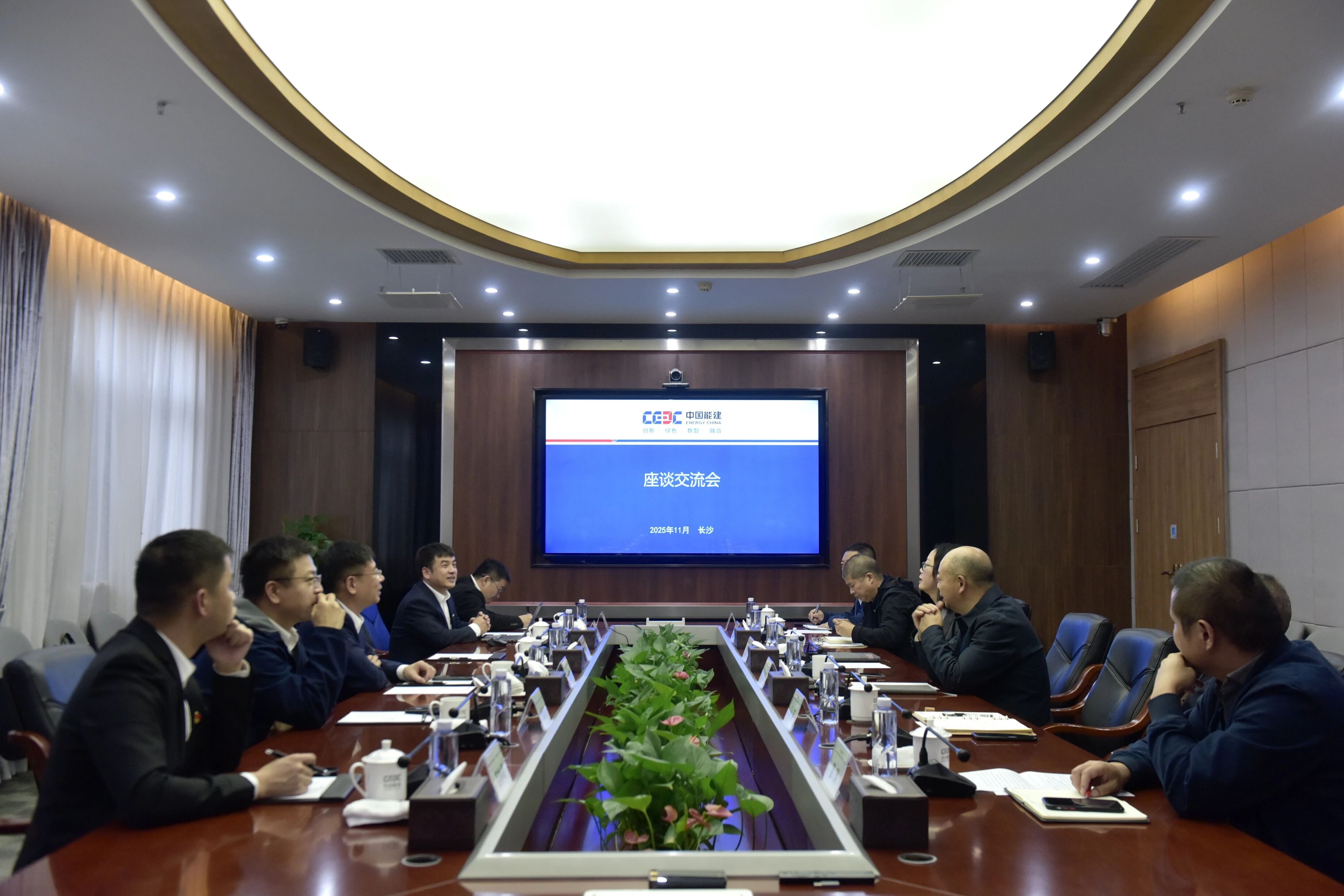 开云kaiyun网页版官网_开云kaiyun（中国）智能与易普力开展座谈交流，谱写互利共赢新篇章