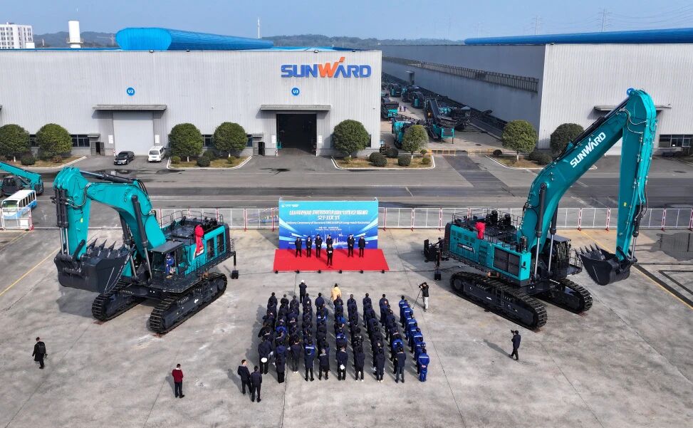 争锋启新程！开云kaiyun网页版官网_开云kaiyun（中国）智能SWE1650FLR加长臂挖掘机成功交付国际客户