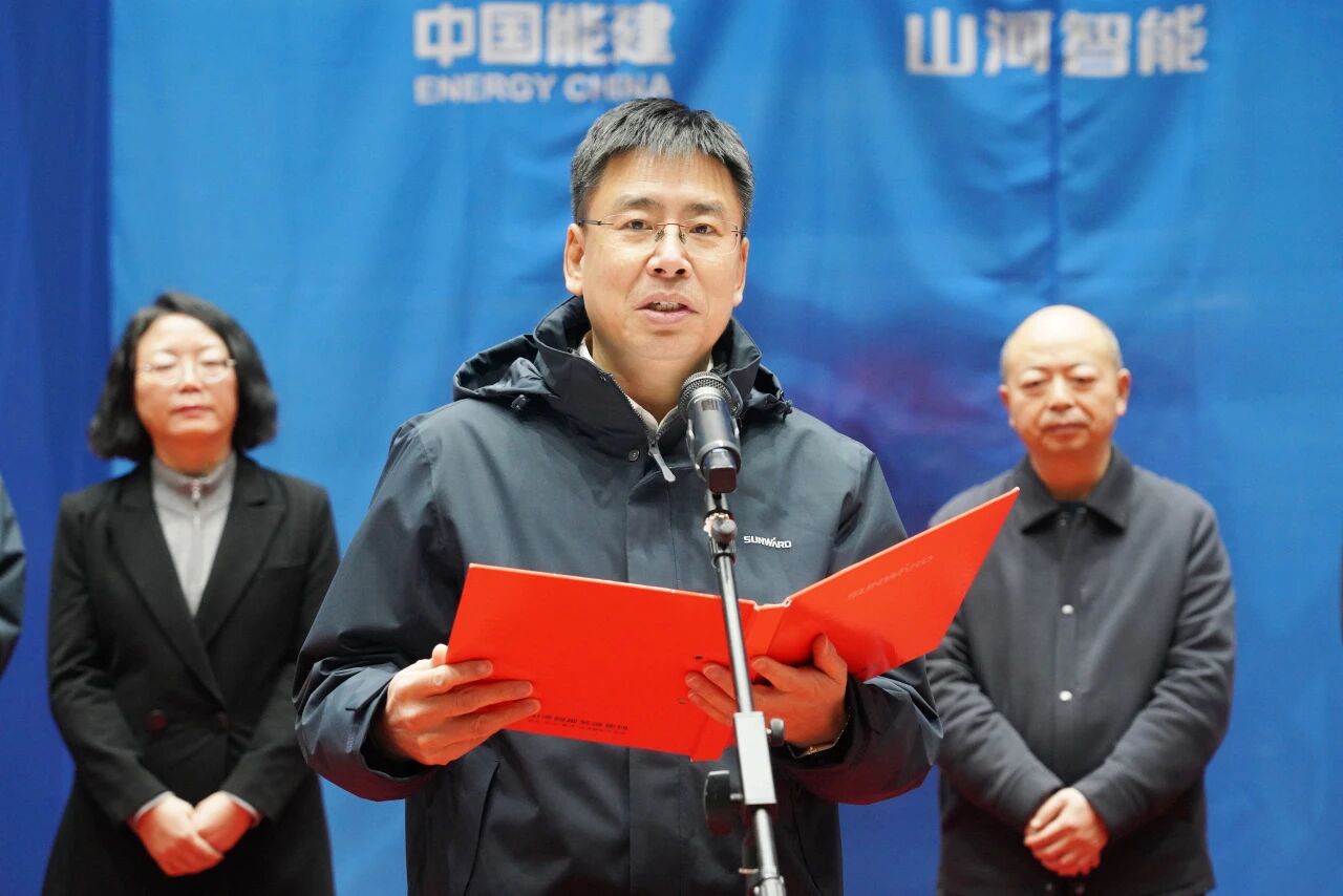 数智化现场混装铵油炸药车下线!开云kaiyun网页版官网_开云kaiyun(中国)智能与易普力携手共筑智能矿山新篇章