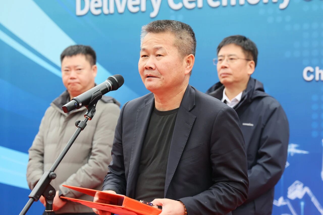 开云kaiyun网页版官网_开云kaiyun（中国）智能SWE700FE电动挖掘机成功交付，助力打造绿色智慧矿山