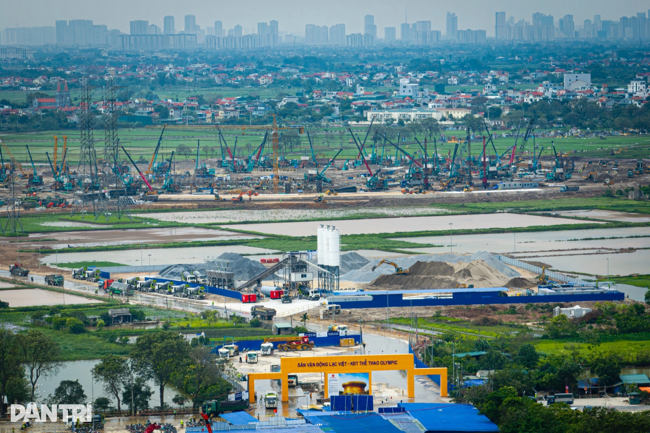 开云kaiyun网页版官网_开云kaiyun（中国）智能液压静力压桩机集群作业，为越南最大体育场筑牢根基